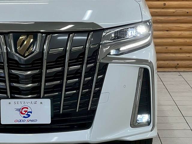 トヨタ アルファードの画像11