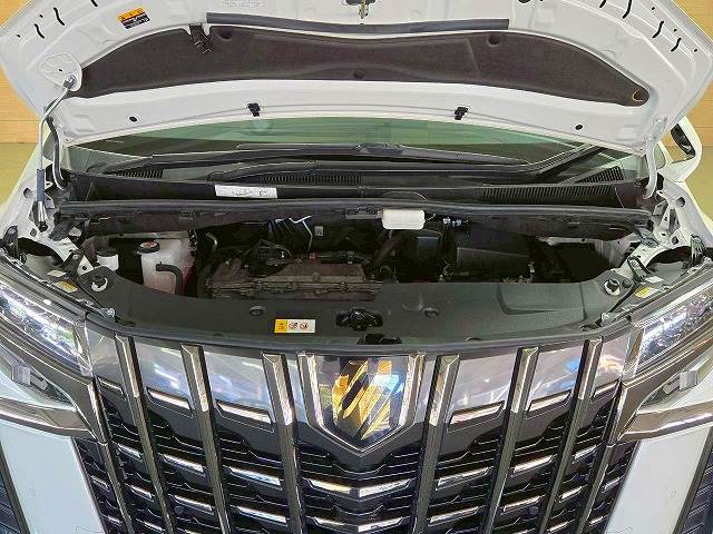 トヨタ アルファードの画像13