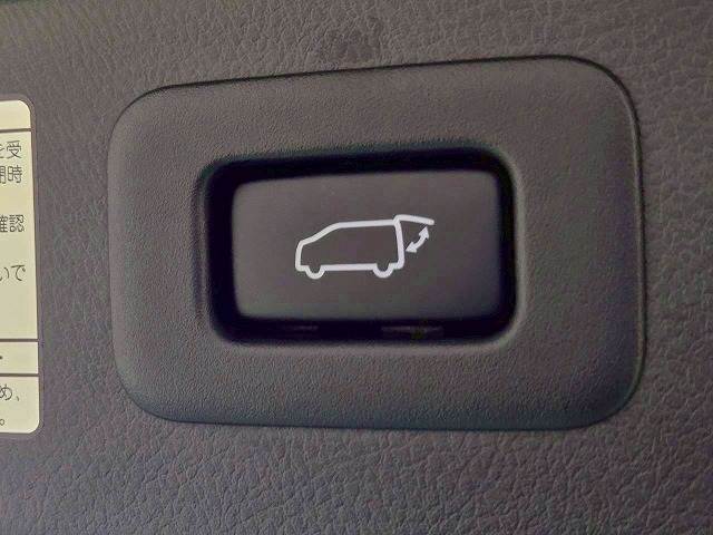 トヨタ アルファードの画像14