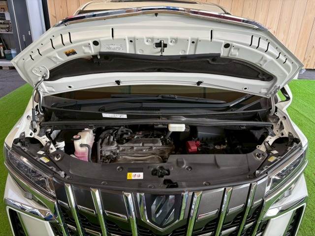 トヨタ アルファードの画像18