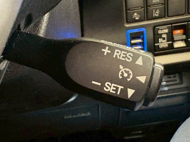 トヨタ ヴォクシーの画像5