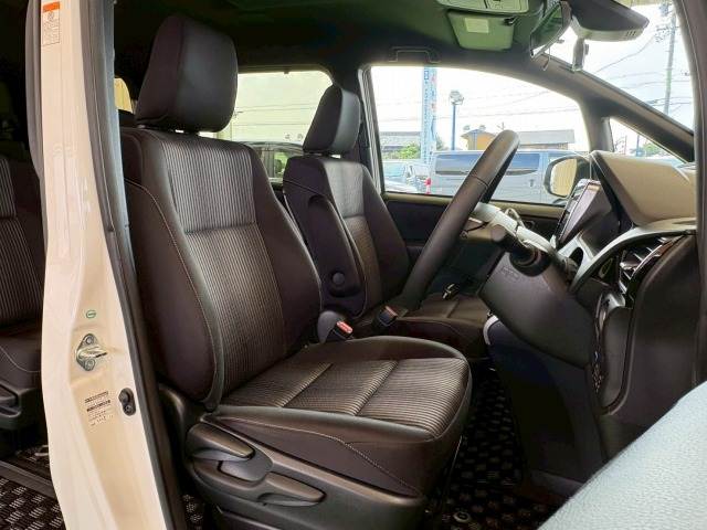 トヨタ ヴォクシーの画像9