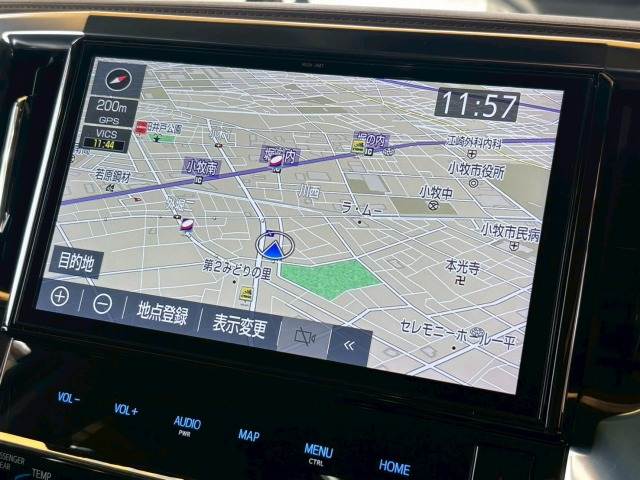 トヨタ ヴェルファイアハイブリッドの画像3