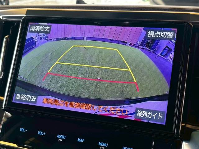 トヨタ ヴェルファイアハイブリッドの画像4