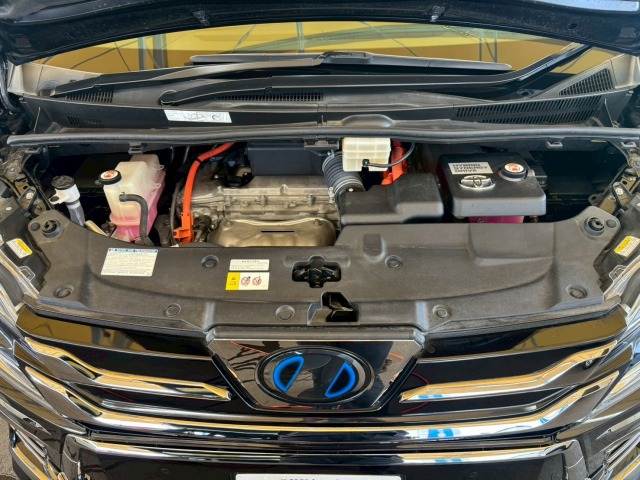 トヨタ ヴェルファイアハイブリッドの画像18