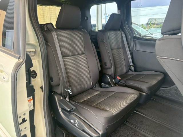 トヨタ ノアの画像11