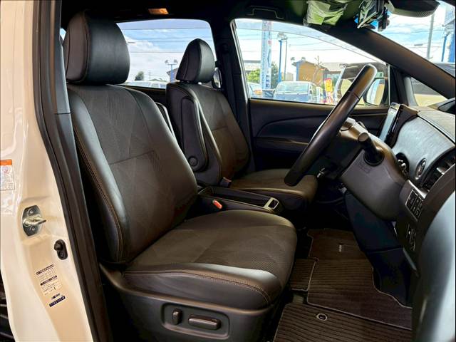 トヨタ エスティマの画像10