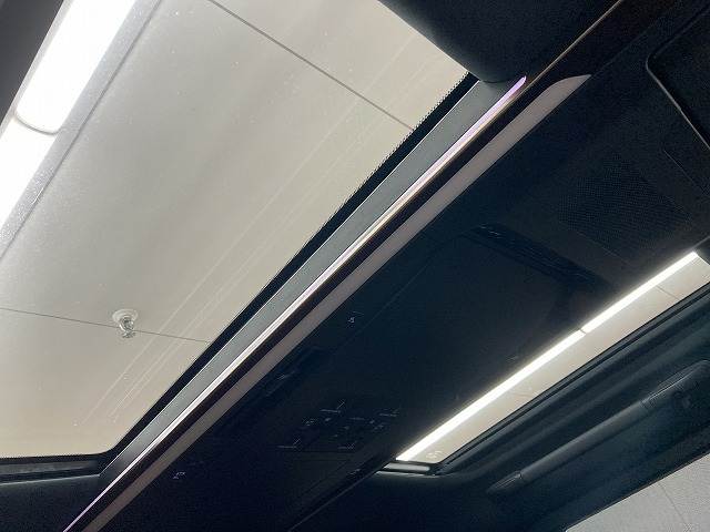 トヨタ ヴェルファイアハイブリッドの画像8