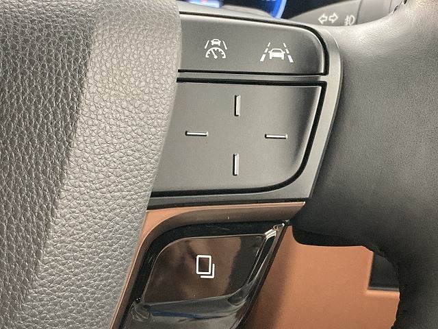 トヨタ ヴェルファイアハイブリッドの画像11