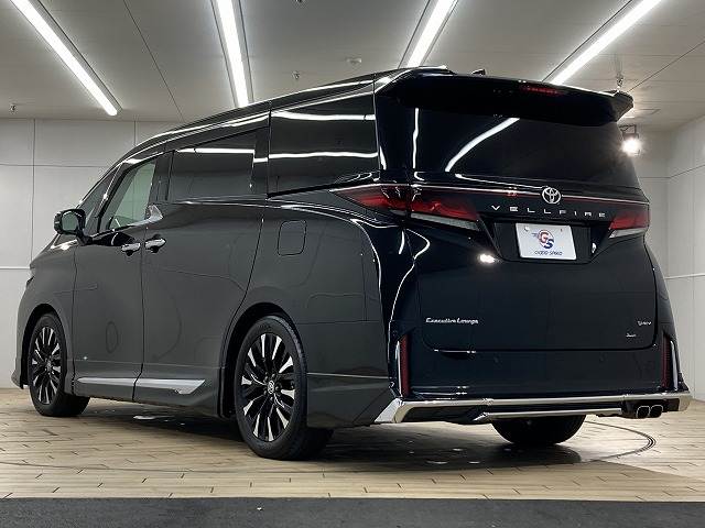 トヨタ ヴェルファイアハイブリッドの画像16