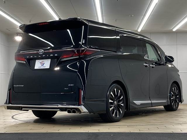 トヨタ ヴェルファイアハイブリッドの画像17