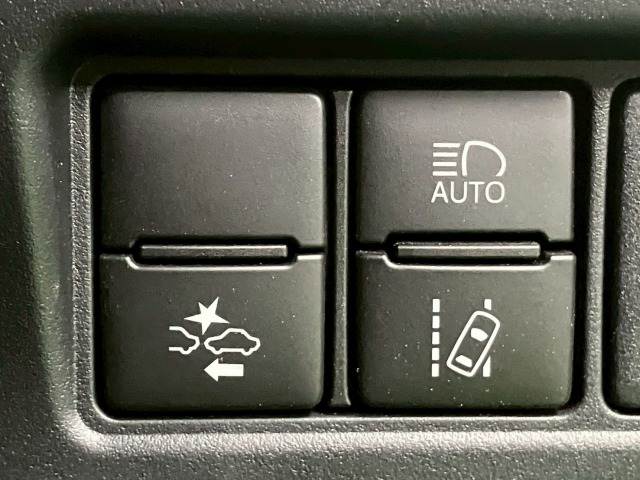 トヨタ ヴォクシーの画像6