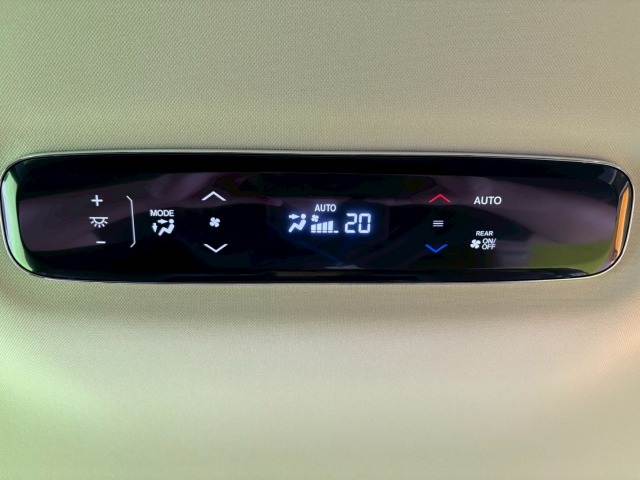 ホンダ オデッセイハイブリッドの画像9