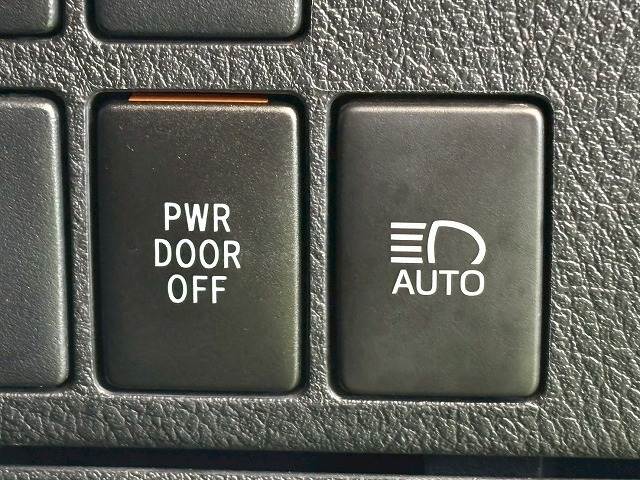 トヨタ ヴェルファイアの画像8