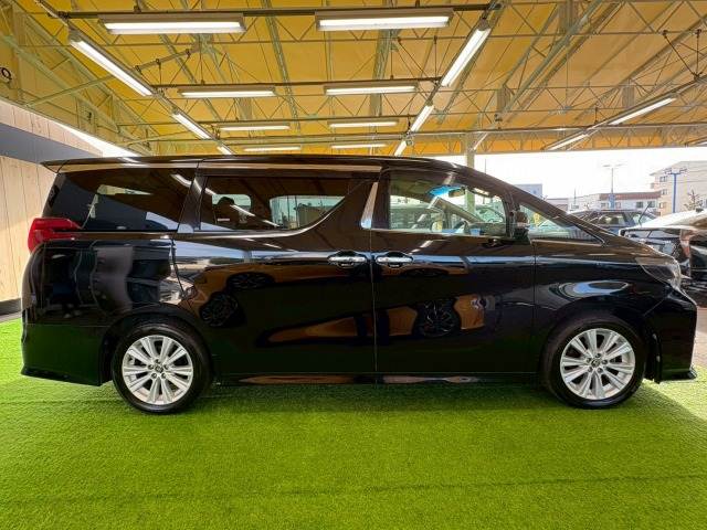 トヨタ アルファードの画像15