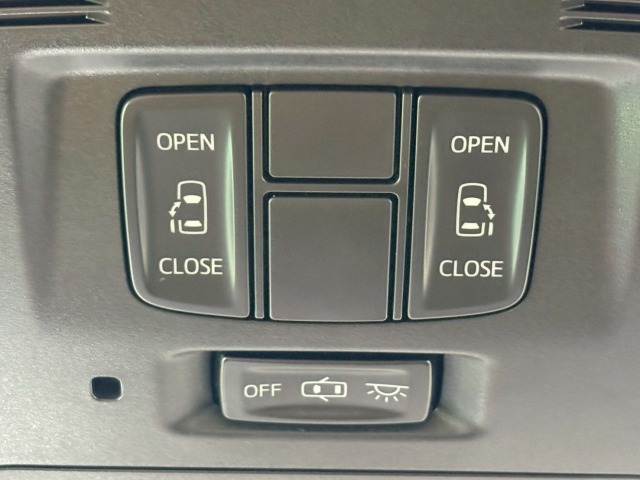 トヨタ ヴェルファイアハイブリッドの画像7