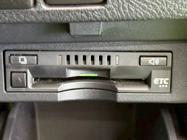 トヨタ ヴェルファイアハイブリッドの画像9