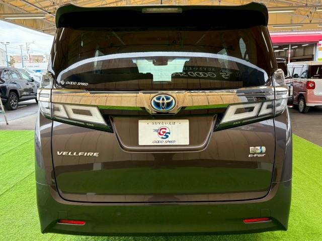 トヨタ ヴェルファイアハイブリッドの画像17