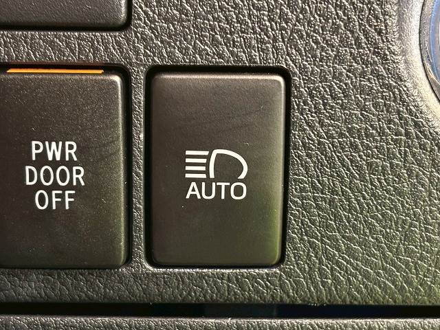 ヴェルファイアハイブリッドX 内装他