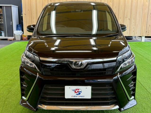 トヨタ ヴォクシーの画像13