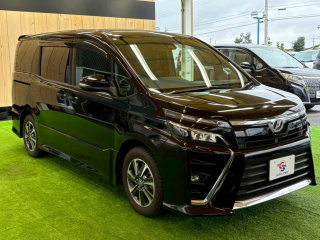 トヨタ ヴォクシーの画像14