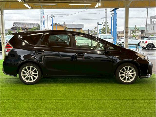 トヨタ プリウスαの画像15