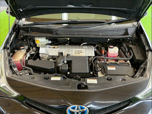 トヨタ プリウスαの画像18