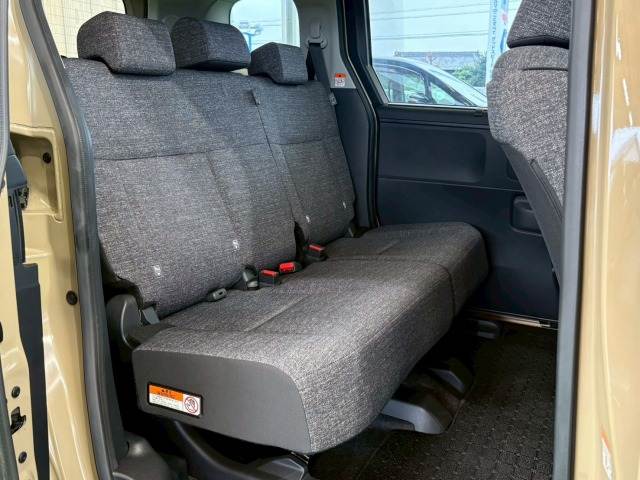 トヨタ シエンタハイブリッドの画像11