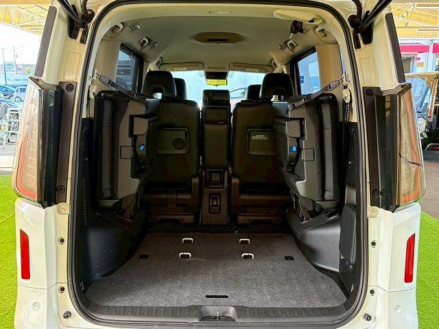 日産 セレナの画像12