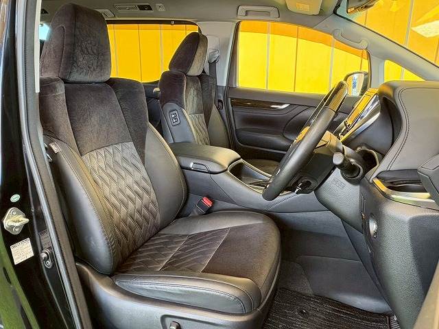 トヨタ ヴェルファイアの画像9