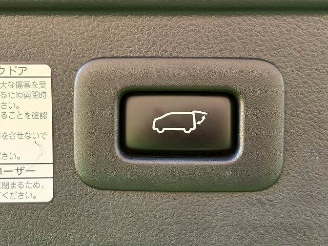 トヨタ ヴェルファイアの画像11