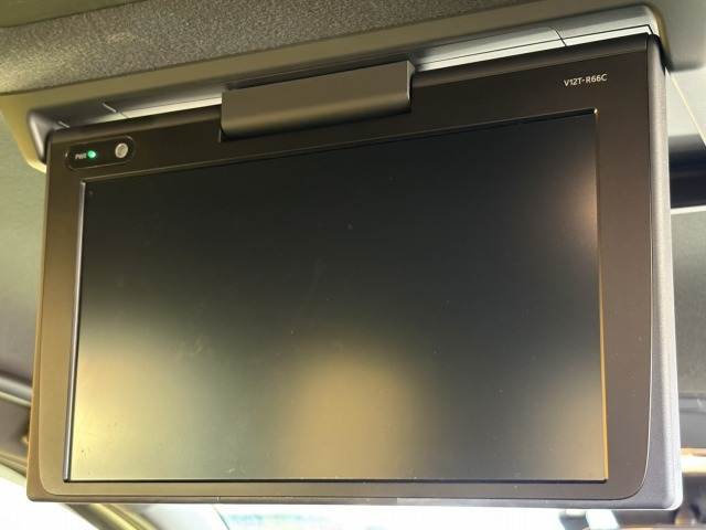 トヨタ ノアハイブリッドの画像9