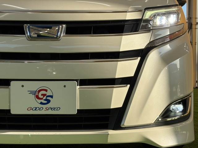 トヨタ ノアハイブリッドの画像19