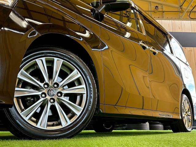 トヨタ ヴェルファイアの画像20