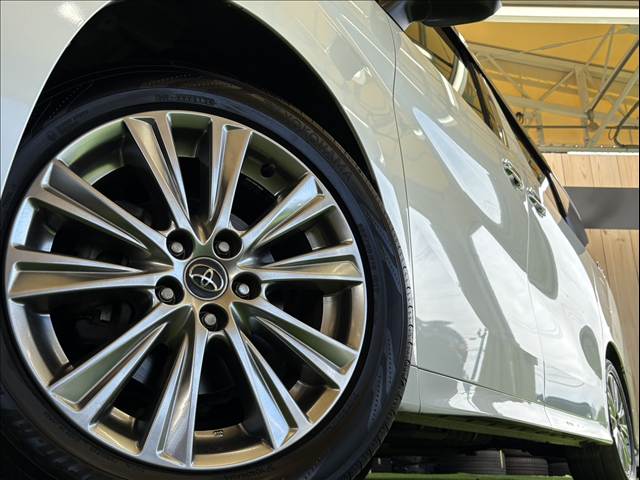 トヨタ ヴェルファイアの画像20