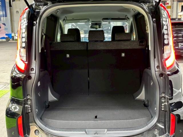 トヨタ シエンタハイブリッドの画像12
