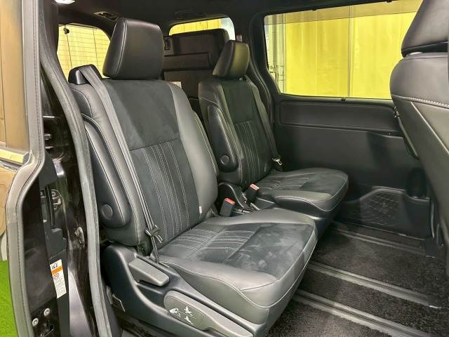 トヨタ エスクァイアハイブリッドの画像10