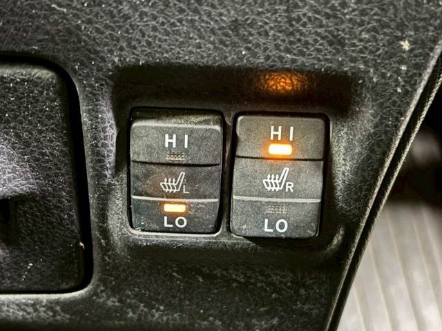 トヨタ ヴォクシーハイブリッドの画像7