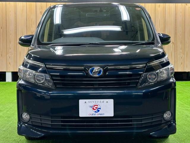 トヨタ ヴォクシーハイブリッドの画像13