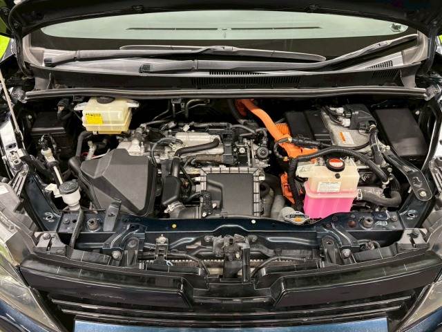 トヨタ ヴォクシーハイブリッドの画像18