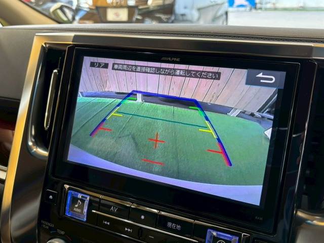 ヴェルファイアX 内装他