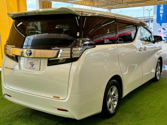トヨタ ヴェルファイアの画像16