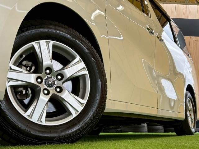 トヨタ ヴェルファイアの画像20