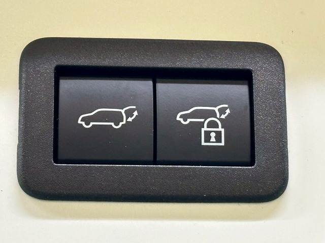 トヨタ プリウスの画像8