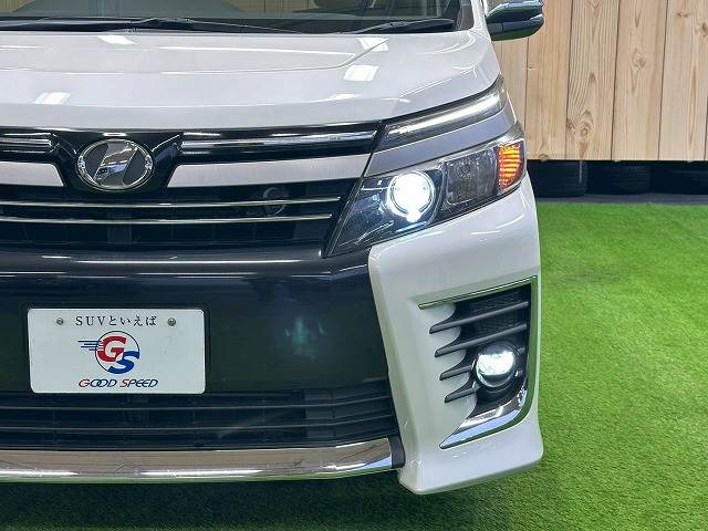 トヨタ ヴォクシーの画像19