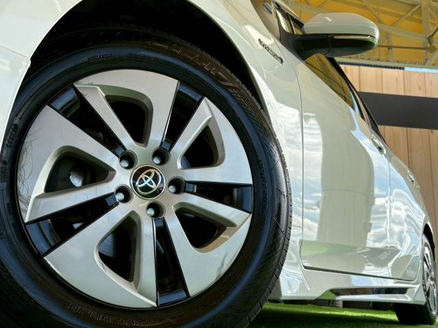 トヨタ プリウスの画像20