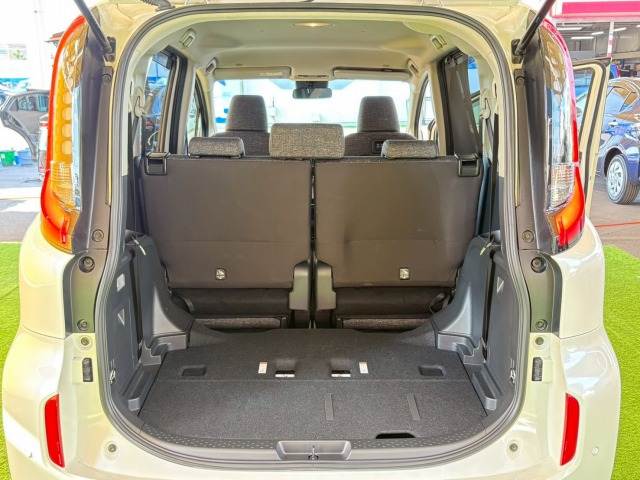 トヨタ シエンタハイブリッドの画像12