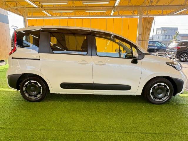 トヨタ シエンタハイブリッドの画像15