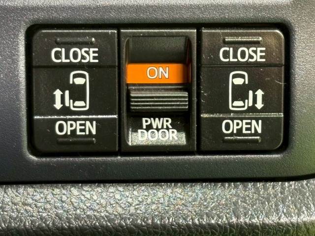 ヴォクシーZS 内装他