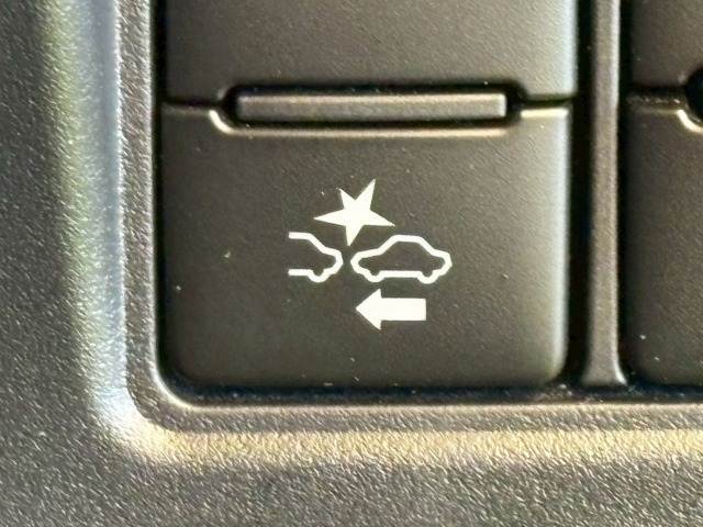 ヴォクシーハイブリッドZS“煌” 内装他